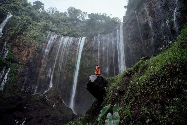 Pesona Air Terjun: Keindahan Alam yang Menyegarkan Jiwa