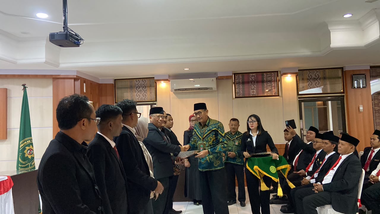 Tegakkan Integritas di Era Digital, Ketua Pengadilan Tinggi NTB Resmi Ambil Penyumpahan 45 Advokat dari 7 Organisasi Advokat di NTB