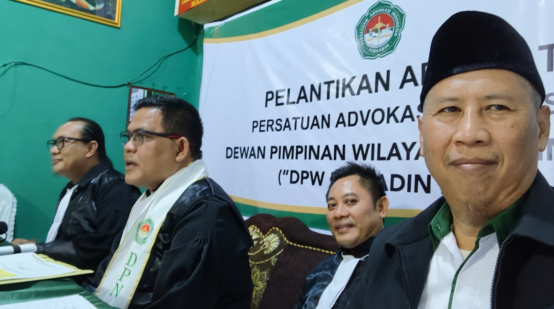Ketum DPN PERSADIN Dr. K.R.T. Oking Ganda Miharja, S.H., M.H., Lantik Advokat NTB, Tekankan Profesional dan Integritas  Advokat