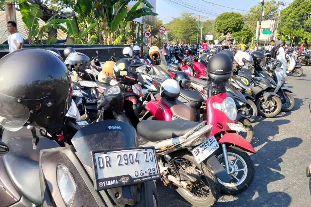 Cegah Kebocoran PAD dan Pungli, Pemkot Mataram Terapkan Parkir Nontunai Masif