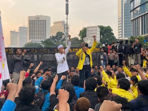 Gelar Aksi di Bundaran HI, BEM UI Usung 8 Tuntutan Kritis Pasca-HUT ke-81 RI
