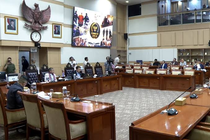 DPR Setujui 11 Calon Hakim Agung dan 3 Hakim Ad Hoc MA Hasil Uji Kelayakan