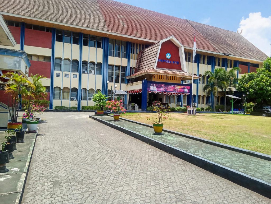 Kadis Dikpora NTB Akan Bantu Komunikasikan Kasus Penahanan Ijasah Alumni Salah Satu SMK Swasta Kediri Lulusan 2017, Apalagi Korban Adalah Anak Yatim